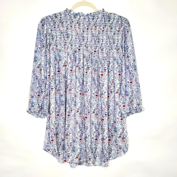 Rose + Olive Smocked Floral Top Size 1X Tie Neck Button Front Peasant Blouse - Picture 5 of 10